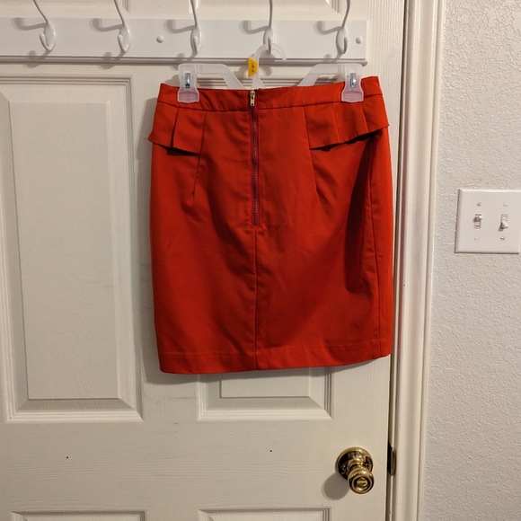 3/$15🧡 H & M Women's Skirt - Picture 9 of 13